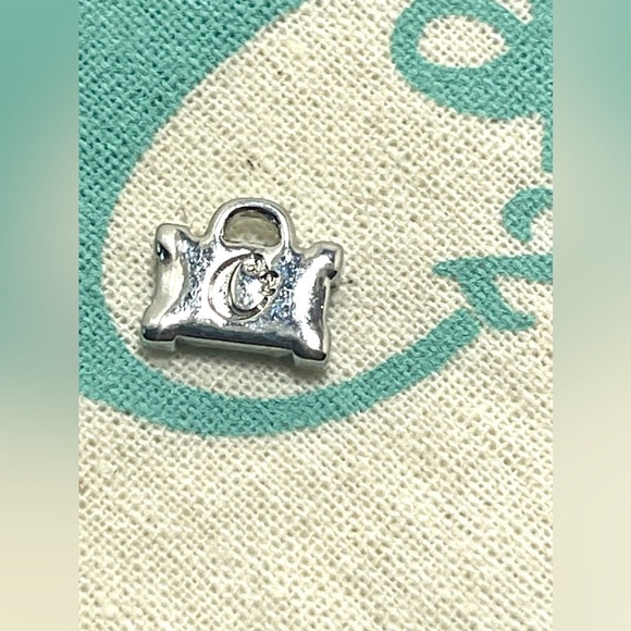 Origami Owl Living Lockets HTF Retired LA/NY Suitcase Charm - Picture 2 of 2